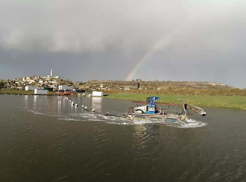 Dragage de lagunes et bassins