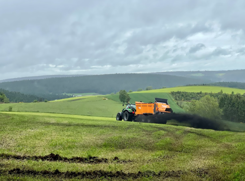 Épandage et valorisation agronomique de déchets organiques réalisés par Veolia Agriculture